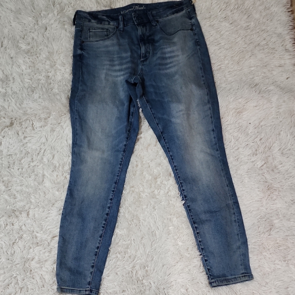 Universal Thread Blue Denim Jeans
